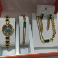 Montres de luxe pour femmes, bijoux verts, acier inoxydable, petit cadran, montre-bracelet élégante pour femmes, montre à quartz de haute qualité pour femmes