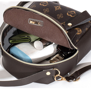 <span class=keywords><strong>2023</strong></span> nouvelle mode Style coeur forme école étudiant téléphone certificat PU sac à dos en cuir - Product Image 5