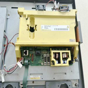 Contrôleur FANUC Série 310is-MODEL a A13B-0198-B065 A13B-0198-C065 pour machine de moulage par injection Fanuc - Product Image 2