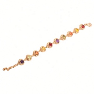 Pulseras de Moda para Mujer, Hechas a Mano en Europa, con Baño de Oro de 18K y Circonitas, Diseño Moderno - Product Image 1