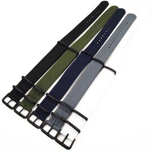 Bracelet de Montre de Luxe <span class=keywords><strong>Daniel</strong></span> <span class=keywords><strong>Wellington</strong></span> à Boucle Noire avec Rayures en Nylon Blanc Gris Bleu – Disponible en Tailles 18mm, 20mm, 22mm - Product Image 4