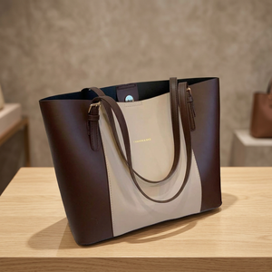 Pochette pliable imperméable en cuir véritable pour femme, élégante, légère, durable, grande capacité 2-2,9 L, double sangle, fermeture éclair - Product Image 1