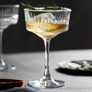 Verre à <span class=keywords><strong>champagne</strong></span> gravé à <span class=keywords><strong>large</strong></span> bouche de style européen Gobelet à dessert Martini en cristal transparent en relief <span class=keywords><strong>Coupe</strong></span> à vin vintage - Product Image 6