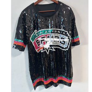 Livraison rapide Nouveauté San Antonio <span class=keywords><strong>Spurs</strong></span> Tops à paillettes Veste Chemise courte <span class=keywords><strong>Maillot</strong></span> pour les fans des <span class=keywords><strong>Spurs</strong></span> pour les matchs des Playoffs Prêt à être expédié - Product Image 1