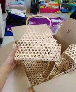 ตะกร้าไม้ไผ่สานด้วยมือ กระเป๋าใบปาล์มไทยแบบดั้งเดิม แพคเกจของขวัญ กระเป๋าทำมือจากธรรมชาติ ของตกแต่ง เป็นมิตรกับสิ่งแวดล้อม - Product Image 2