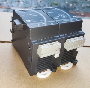 Dvp08xp 211T Delta <span class=keywords><strong>4</strong></span>-Ingangs <span class=keywords><strong>4</strong></span>-Output Transistor Plc Uitbreidingsmodule High-Speed Schakelaar Controle Van Industriële Apparatuur - Product Image 6