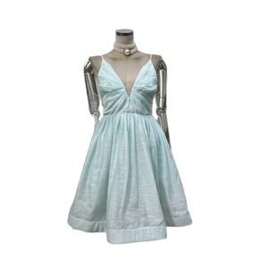 Robe Courte Plissée en Soie et Lin à Col en <span class=keywords><strong>V</strong></span> de Haute Qualité pour les Vacances – Tendance Estivale et Élégante - Product Image 5