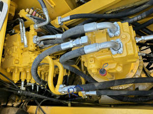 Pelleteuse d'occasion 35 tonnes komatsu 350 Pc350 2022 Machine en bon état à vendre Pelleteuse sur chenilles Japon Mini90 % Nouveau composant inclus - Product Image 4