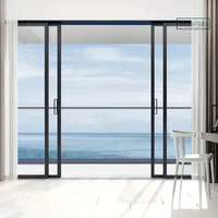 Fenêtre à battant en métal sur mesure avec cadre en aluminium et porte en verre pour usage résidentiel et hôtelier, design arqué unique