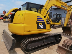 Excavatrice sur chenilles hydraulique Komatsu PC70-8 d'occasion, excavatrice compacte PC70-8 d'origine japonaise en bon état - Product Image 6