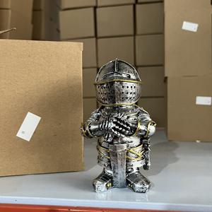 Caballero gnomos guardia europeo medieval guardia armadura Caballero pintado a mano resina escultura estatua decoración del hogar jardín al aire libre - Product Image 2