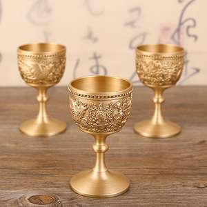 Gobelet en laiton gaufré <span class=keywords><strong>Dragon</strong></span> Phénix, coupe à vin à pied épais, verre à liqueur style chinois, décoration d'intérieur, cadeau de festival - Product Image 1