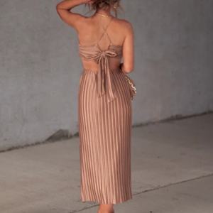 Vestido Midi Plisado de Satén en Oferta, Vestido Casual con Cuello Halter y Espalda Descubierta con Lazos para Mujer - Product Image 2