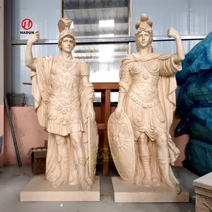야외 정원 골동품 동상 로마 군인 남성과 여성 대리석 그리스 전사 조각