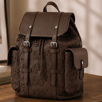 Mochila para Hombre GORFIA OEM ODM con Apliques de Letras, de Cuero PU, Gran Capacidad, para Viaje, con Cierre de Hebilla y Bolsillos Laterales