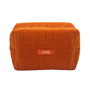 Quilted Padded Velvet Beauty Pouch Promotional Wholesale OEM Makeup <strong>Bag</strong> Custom Logo Factory Polyester Velvet Small <strong>Cosmetic</strong> <strong>Bag</strong> - Product Image 3