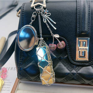 Breloques personnalisées en acier inoxydable 316L pour bijoux DIY, breloques en forme de rouge à lèvres pour bracelets et colliers - Product Image 3