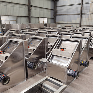 Equipo de fertilizante orgánico a gran escala, máquina deshidratadora de estiércol de ganso y pato con residuos de hongos, separación sólido-líquido en espiral - Product Image 4