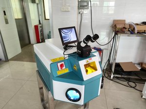 Máquina de Soldadura Láser de Escritorio de 200W, Mini Láser YAG Dorado y Plateado para Joyería, Odontología o Gafas - Product Image 6