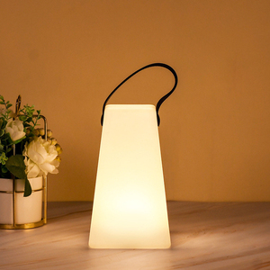 Lampe de camping LED portable rechargeable, lumière blanche chaude, alimentée par USB, lanterne de jardin extérieure - Product Image 1