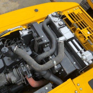 Excavatrice sur chenilles Komatsu PC160 d'occasion, 16,5 tonnes, avec force de déchiquetage et profondeur de creusement de 5,61 m, à vendre pour l'exportation, terrain souple - Product Image 6