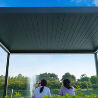 Pergola bioclimatique moderne en aluminium pour jardin, motorisée, imperméable, avec éclairage intégré