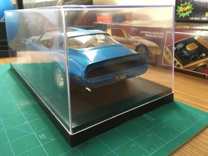 Expositor e Suportes para Carros em Escala 1:18 em Acrílico Transparente Polido Ecológico Moderno Personalizado de Fábrica - Product Image 4