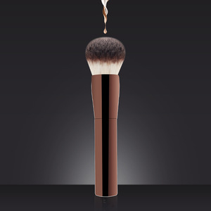 Medium <b>Round</b> Head Foundation <b>Brush</b> 34mm Synthetic Fiber Metal Handle For Foundation Application - Product Image 1