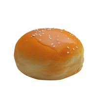 Offres Spéciales personnalisé décompression artefact simulation nourriture jouer évent croissant anti-stress PU mousse spongieux pain presser jouet