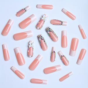 24 <span class=keywords><strong>Uñas</strong></span> Postizas Rosadas con Diseño de Flor Francesa y Lazo, <span class=keywords><strong>Uñas</strong></span> Postizas Largas Tipo Ballet Coffin con Cobertura Completa y Lazo, Puntas de <span class=keywords><strong>Uñas</strong></span> Artificiales - Product Image 3