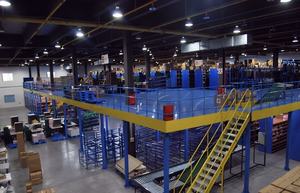 Sistema de Estanterías Metálicas Prefabricadas Industriales de Alta Resistencia Q235 con Recubrimiento en Polvo, 2-5 Niveles, JCL M-003, para Almacenes Interiores - Product Image 2