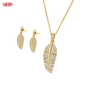 مجوهرات هنغديان مطلية بالذهب عيار 18 قيراط مرصعة بالزركون الكامل على شكل ريشة، مجموعات مجوهرات أنيقة للنساء بالجملة لإطلالات الخريف/المواعيد/الحفلات - Product Image 5