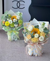 Papier d'emballage floral frais avec motifs floraux, série de papiers d'emballage à thème floral, papier artistique pour créer une ambiance