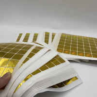 Autocollant de sécurité holographique 3D anti-contrefaçon anti-ultraviolet en PET avec code QR personnalisé et logo 3D