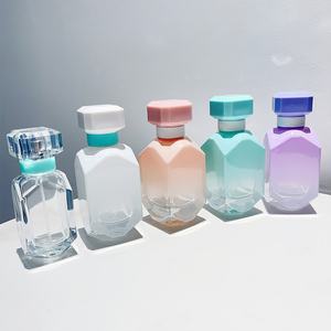 Flacons de parfum personnalisés en gros, flacons en verre transparent taillé en cristal, élégants, 30 ml, contenants cosmétiques, pour voyage - Product Image 2