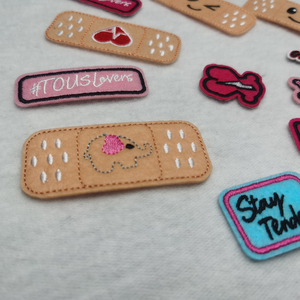 Wholesale Fashion Label 3d Logo Anime <strong>Patches</strong> Iron on Computer Embroidery <strong>Patch</strong> Hearts Shape Applique Embroidery Heart <strong>Patches</strong> - Product Image 6