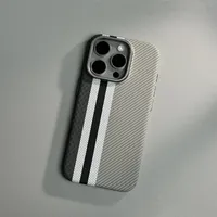 Étui de téléphone à chargement sans fil en fibre de carbone pour iPhone 16 14 15 Pro Max 16 Pro 13 12, coque rigide en PC avec lentille en alliage et couleurs contrastées