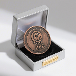 Médailles sportives en acier inoxydable moulé sous pression 2D 3D de haute qualité, fabriquées en Chine, personnalisées par l'usine OEM, avec emballage en boîte en cuir - Product Image 2