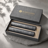 Boîte cadeau rigide personnalisée en deux parties, papier texturé foncé, boîte d'emballage en feuille d'or pour ensemble de bouteilles d'eau en acier inoxydable