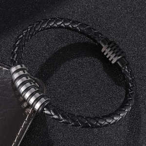 Pulsera trenzada de cuero auténtico de 6MM de ancho, pulseras de cuero liso de acero inoxidable para hombre con cierre magnético - Product Image 4