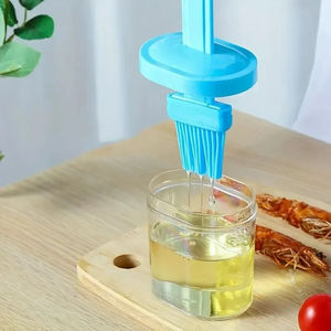 1Pc Oil Brush Pancake Oil Brush Integrated Oil Pot Brush With Bottle Kitchen Dustproof Household High Temperature Baking Tool - Product Image 4