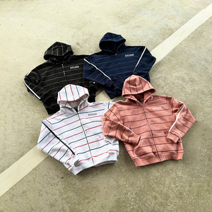 Sweat-shirts streetwear en coton de haute qualité personnalisés, unisexes, à rayures, entièrement zippés, surdimensionnés, épais, décontractés, essentiels - Product Image 1