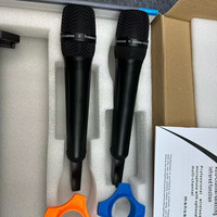 SKM9000 mikrofon UHF nirkabel, mikrofon profesional 2 Emas genggam dengan saluran musik untuk penggunaan Studio