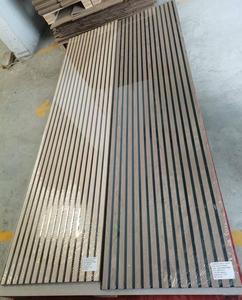 木材スラット吸音壁パネル（木目調MDFボード使用、90％の騒音低減、耐火性） - Product Image 5