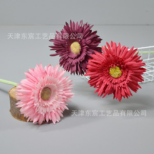 ดอกเบญจมาศประดิษฐ์แบบก้านเดี่ยว สีชมพู แดง ม่วง ของตกแต่งบ้าน อุปกรณ์ประกอบงานแต่งงาน จาก Dongchen Crafts - Product Image 1