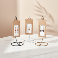 Boîte d'emballage cadeau de luxe en carton rigide recyclé écologique avec logo personnalisé, fermeture magnétique et poignée portable, vente en gros