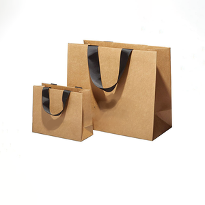 Bolsa de Papel de Lujo con Asas, Impresa Personalizada, Precio de Fábrica, Promoción para Ropa - Product Image 6