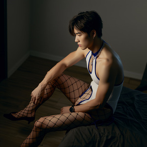 Sexy Japanese-style ice silk swimsuit with halter neck and zipper, high slit, cross-dressing bodysuit, seductive men's style, - Product Image 3