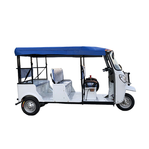 Triciclo de Pasajeros Tipo Rickshaw Abierto para 7 Personas, Triciclo Usado para Adultos en Venta - Product Image 1
