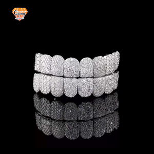 Popüler özel 8 üst ve alt 8 <span class=keywords><strong>Grillz</strong></span> buzlu Out VVS Moissanite farklı türleri elmas ayarı S925 gümüş Hip Hop takı - Product Image 1